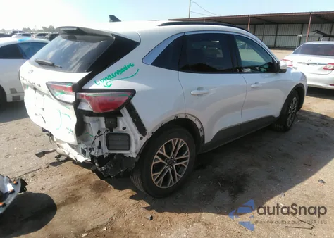 2020 Ford Escape Sel z USA, uszkodzony, nr VIN 1FMCU0H66LUB09582